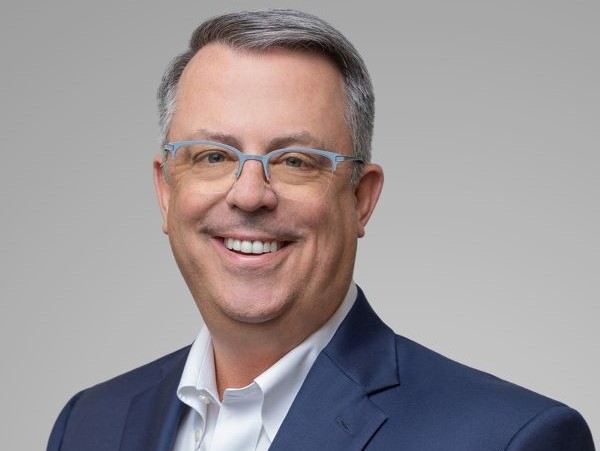 Head and shoulders photo of Michael Englehart